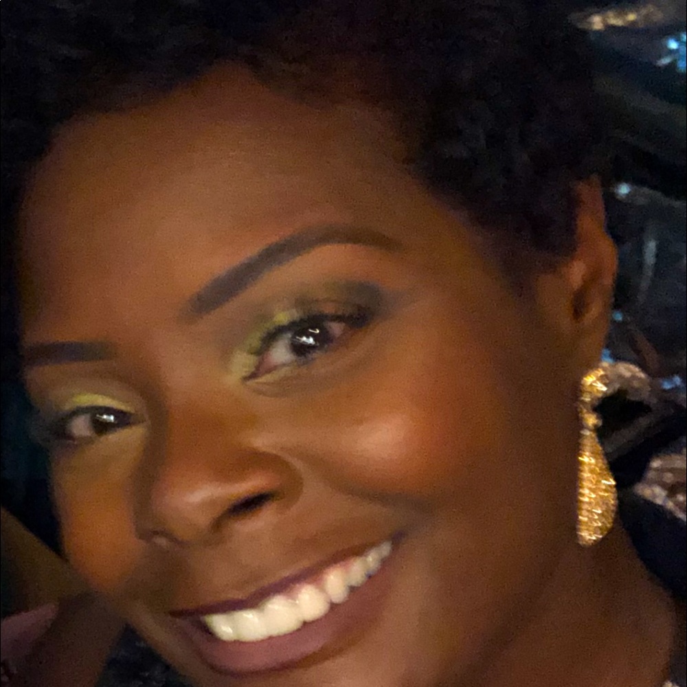 Meet your Posher, Michelle